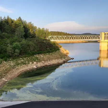 U Karlovych Varu Se Zahradou Сasa de vacaciones
