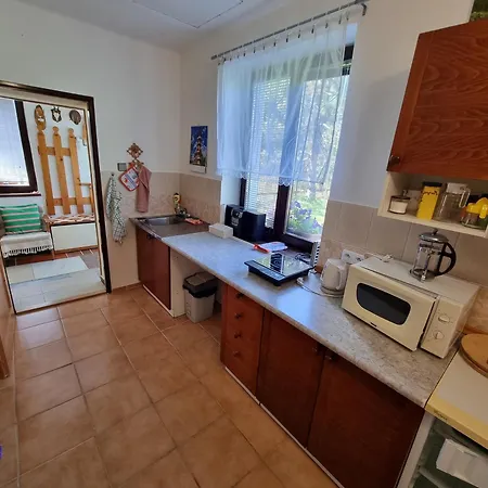 U Karlovych Varu Se Zahradou Сasa de vacaciones Stanovice (Karlovy Vary)